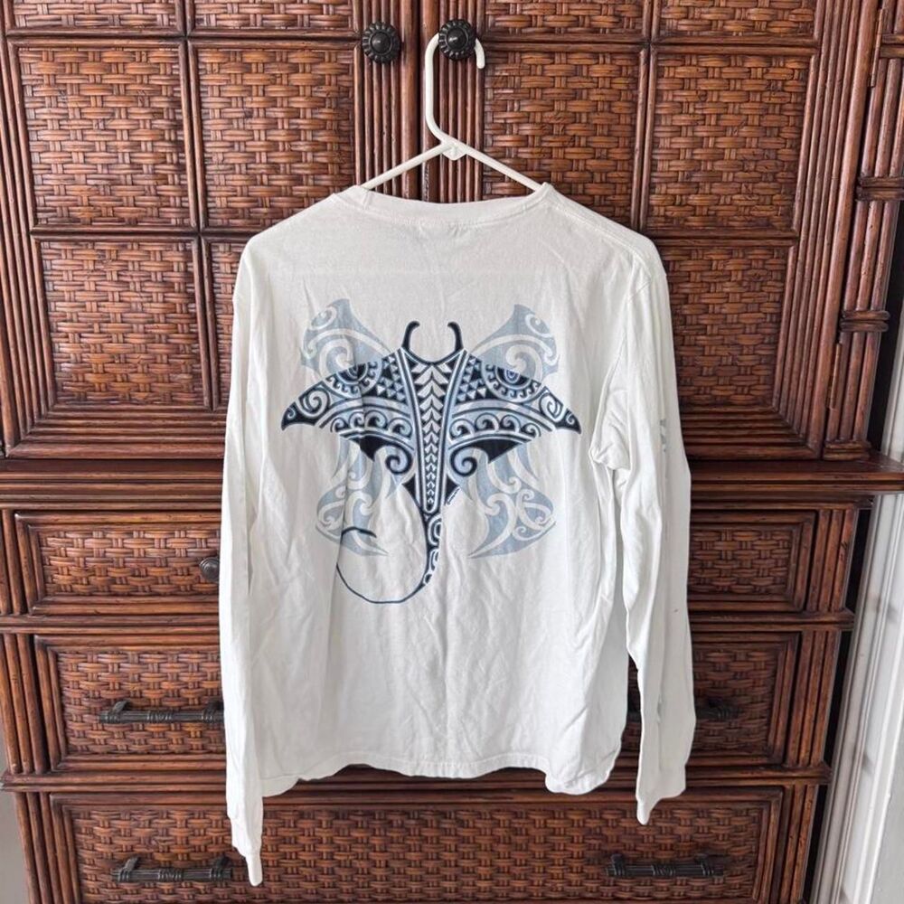 Crazy-shirts Women's White and Cream T-shirt - Picture 6 of 6